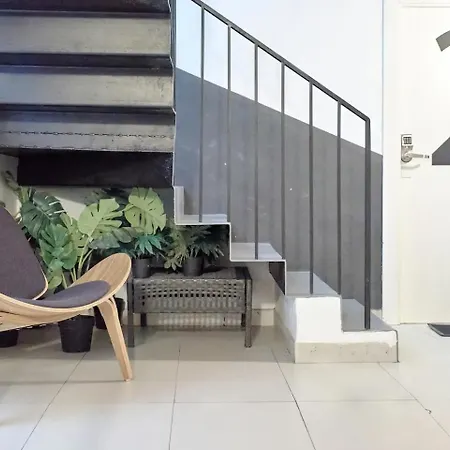 Sunny Cozy Penthouse With A Terrace At Plaza Del Carmen 公寓