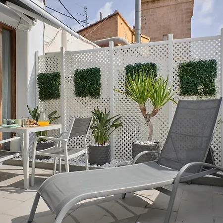 Sunny Cozy Penthouse With A Terrace At Plaza Del Carmen Apartman Valencia
